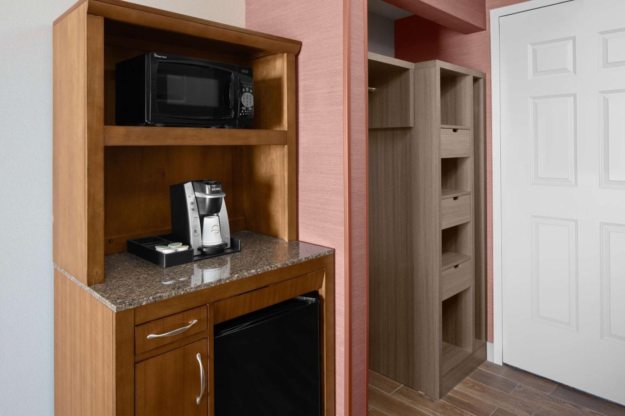Hilton Garden Inn - Salt Lake City Airport Екстериор снимка