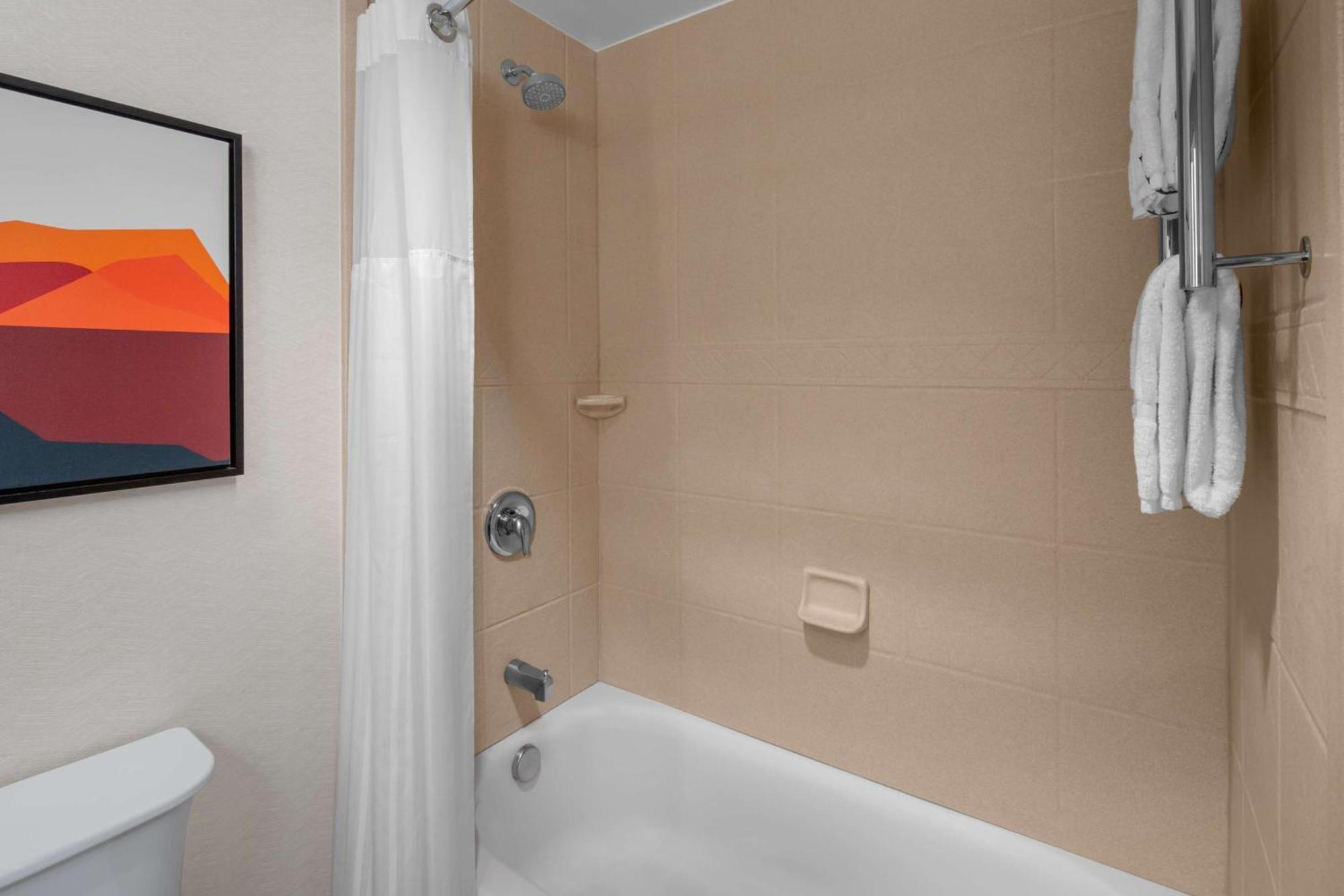 Hilton Garden Inn - Salt Lake City Airport Екстериор снимка