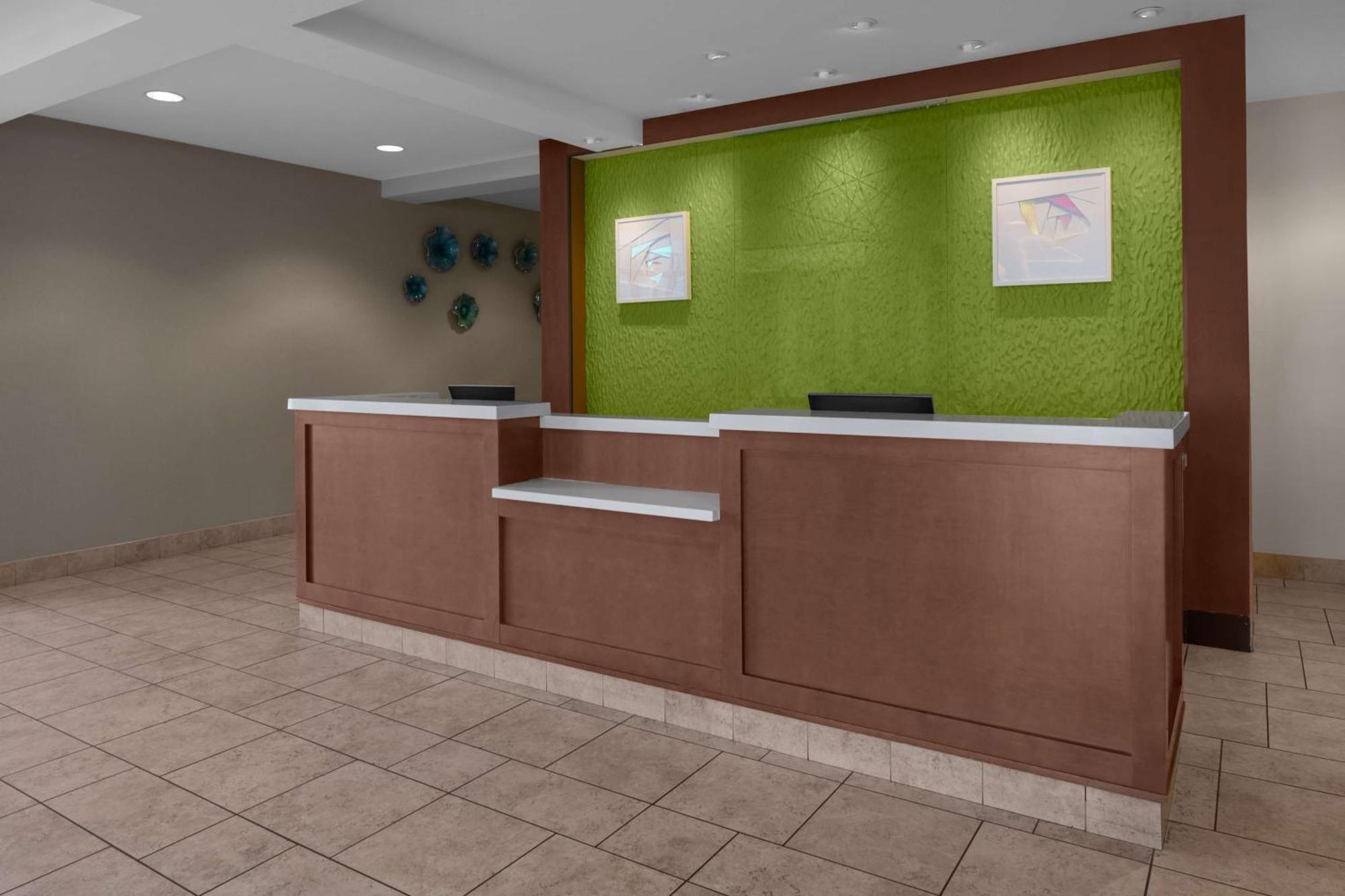 Hilton Garden Inn - Salt Lake City Airport Екстериор снимка